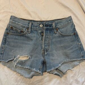 Levi Shorts